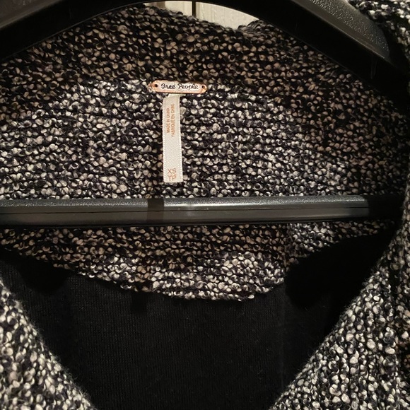 Free People coat Size XS - Picture 2 of 4